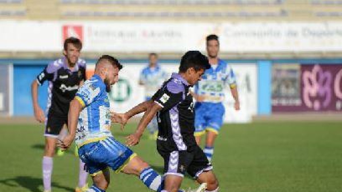 La Arandina necesita la victoria ante la Ponferradina.-ALBERTO CALVO