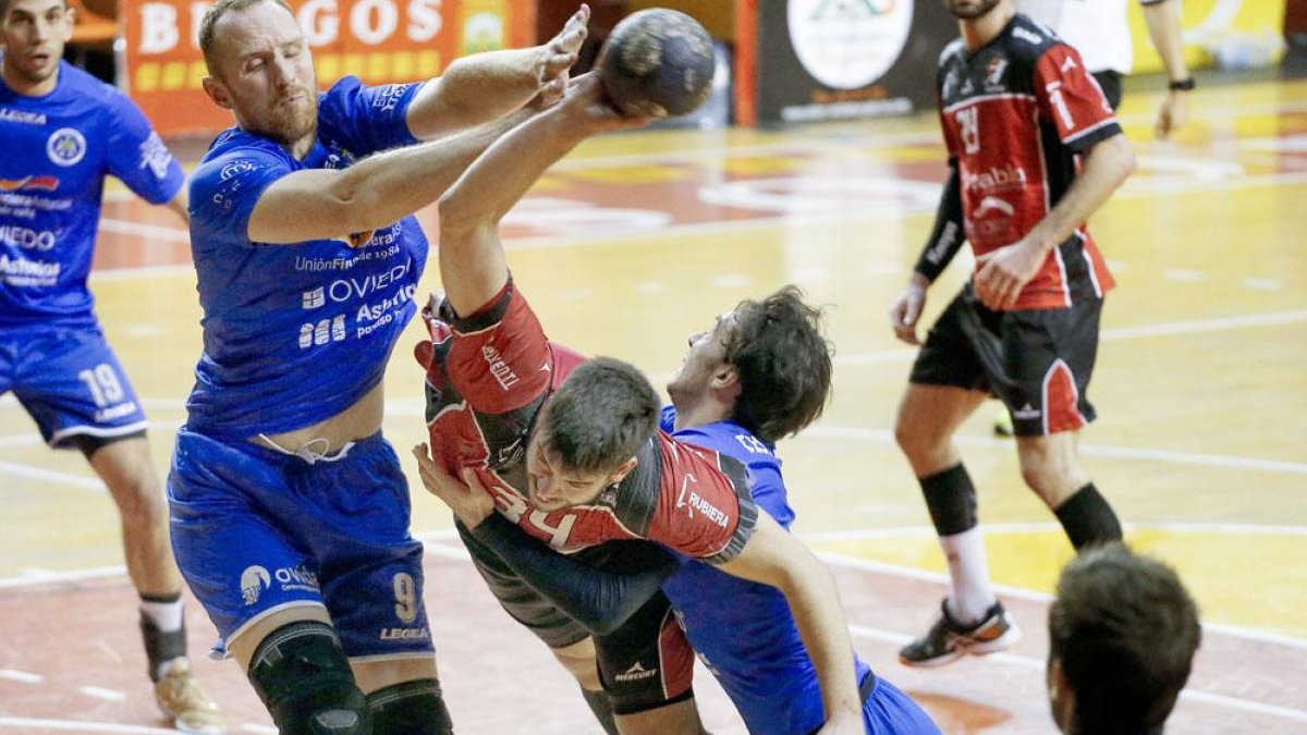 El UBU San Pablo es el mejor equipo de la Primera División. SANTI OTERO
