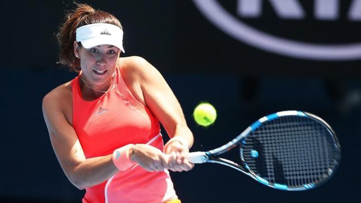 Garbiñe Muguruza, durante el partido contra Kontaveit, en la primera ronda del Abierto de Australia, este martes en Melbourne.-EFE / DAVID CROSLING