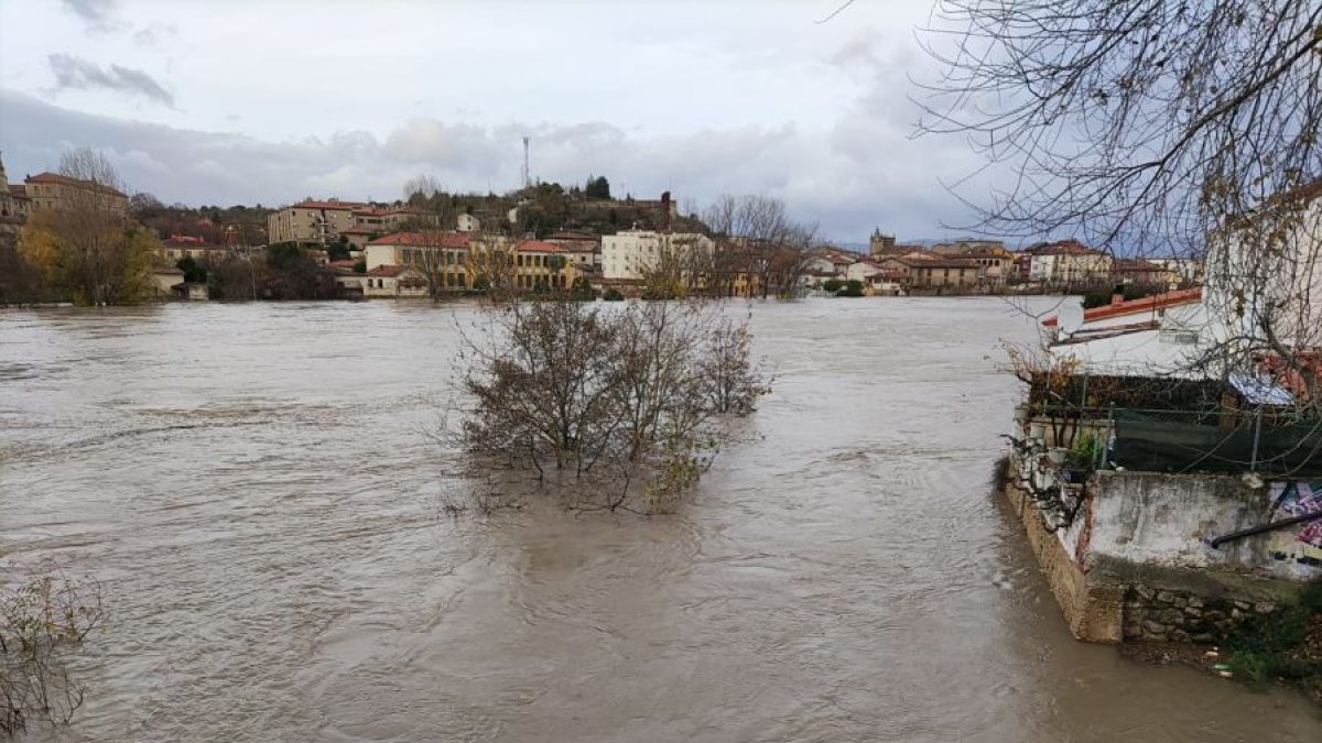 Activada la alerta 1 por inundaciones en el norte de Burgos. 112cyl