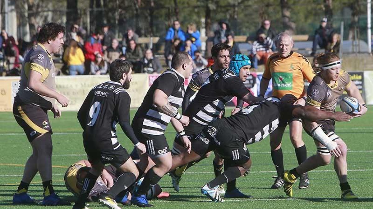 Snyman en plena acción en un partido de la temporada regular disputado en San Amaro-Raúl G. Ochoa