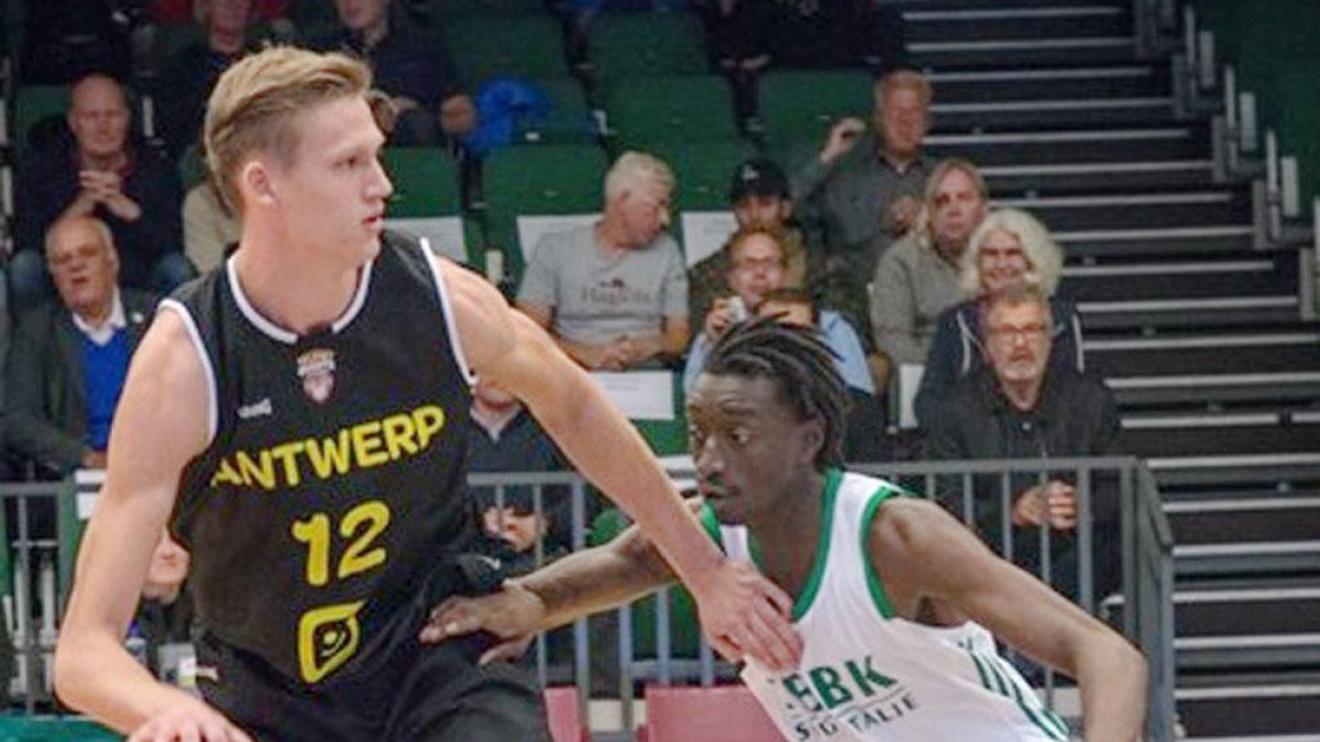 Bleijenbergh, jugador del Antwerp belga.-BASKETBALL CHAMPIONS LEAGUE
