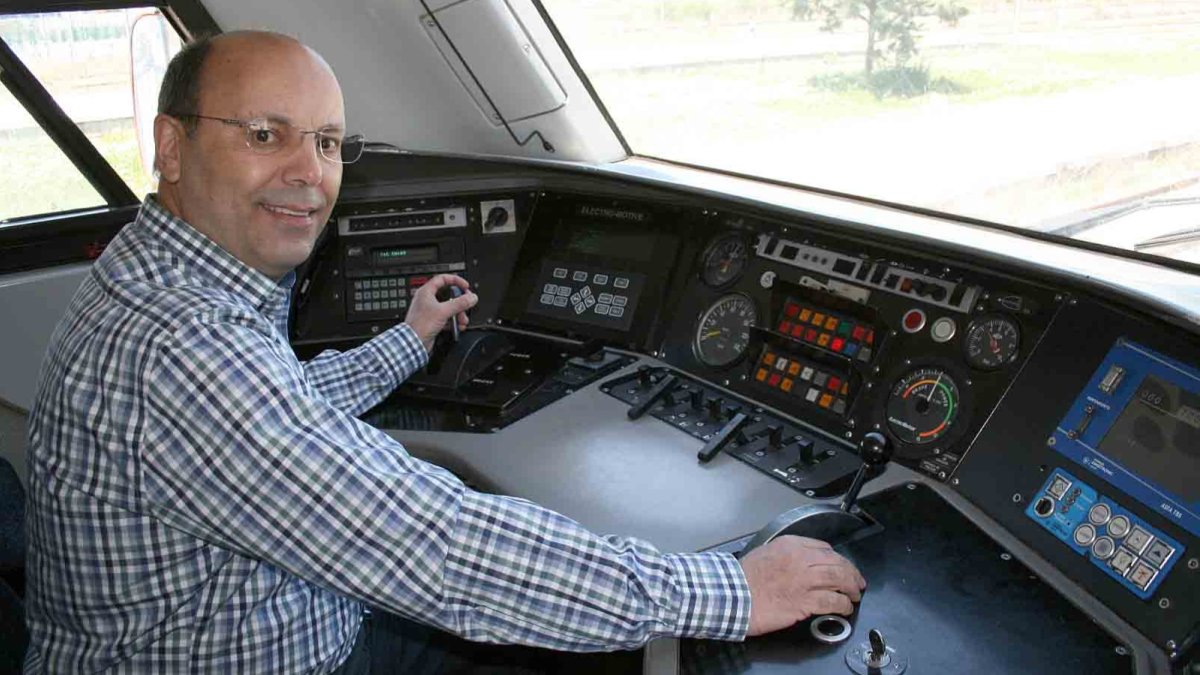 El presidente de la Asociación para la Recuperación del Patrimonio Ferroviario. ECB