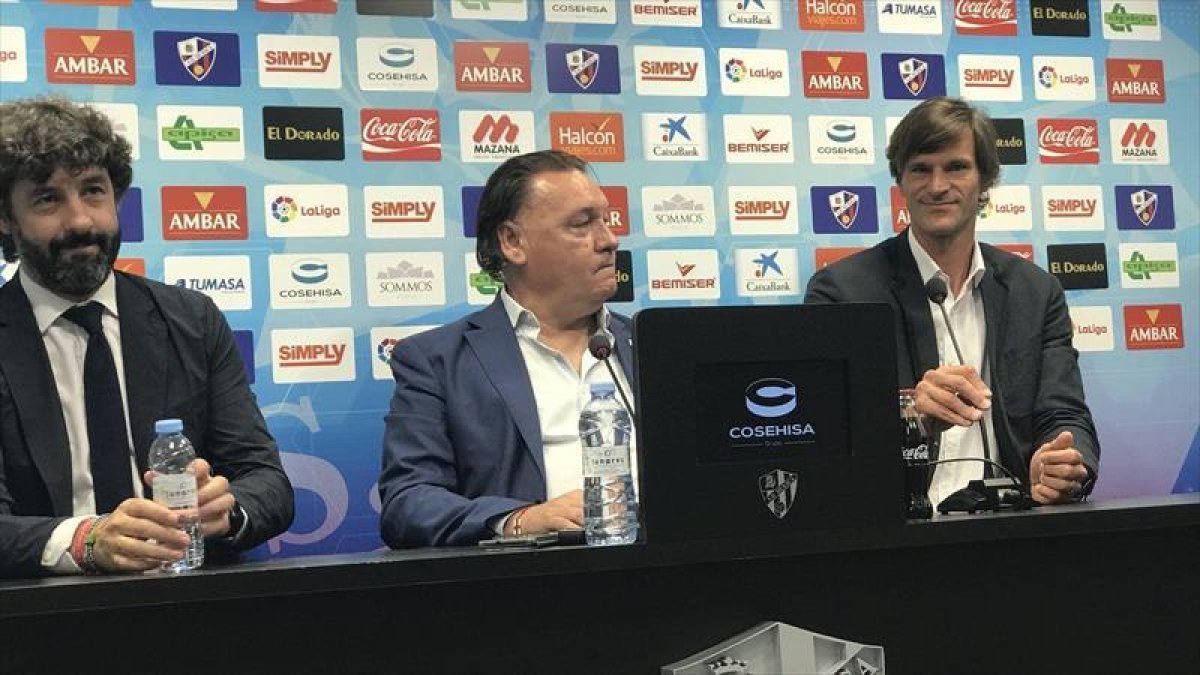Leo Franco, el día de su presentación-SD HUESCA