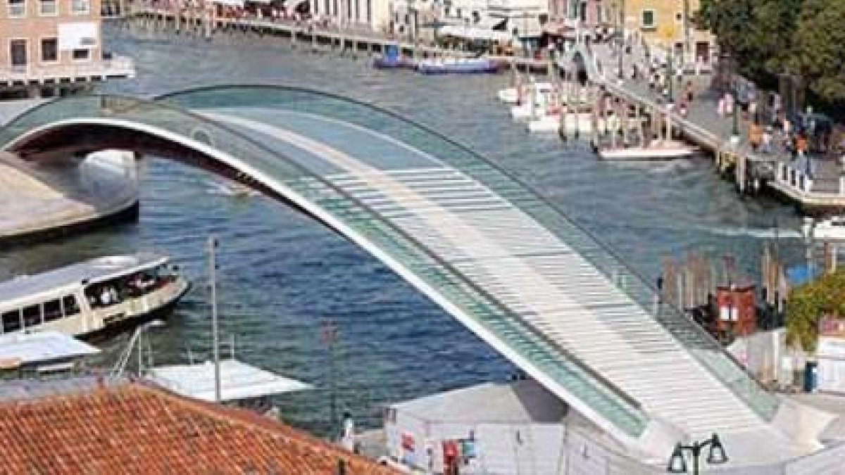 Ponte della Costituzione.-