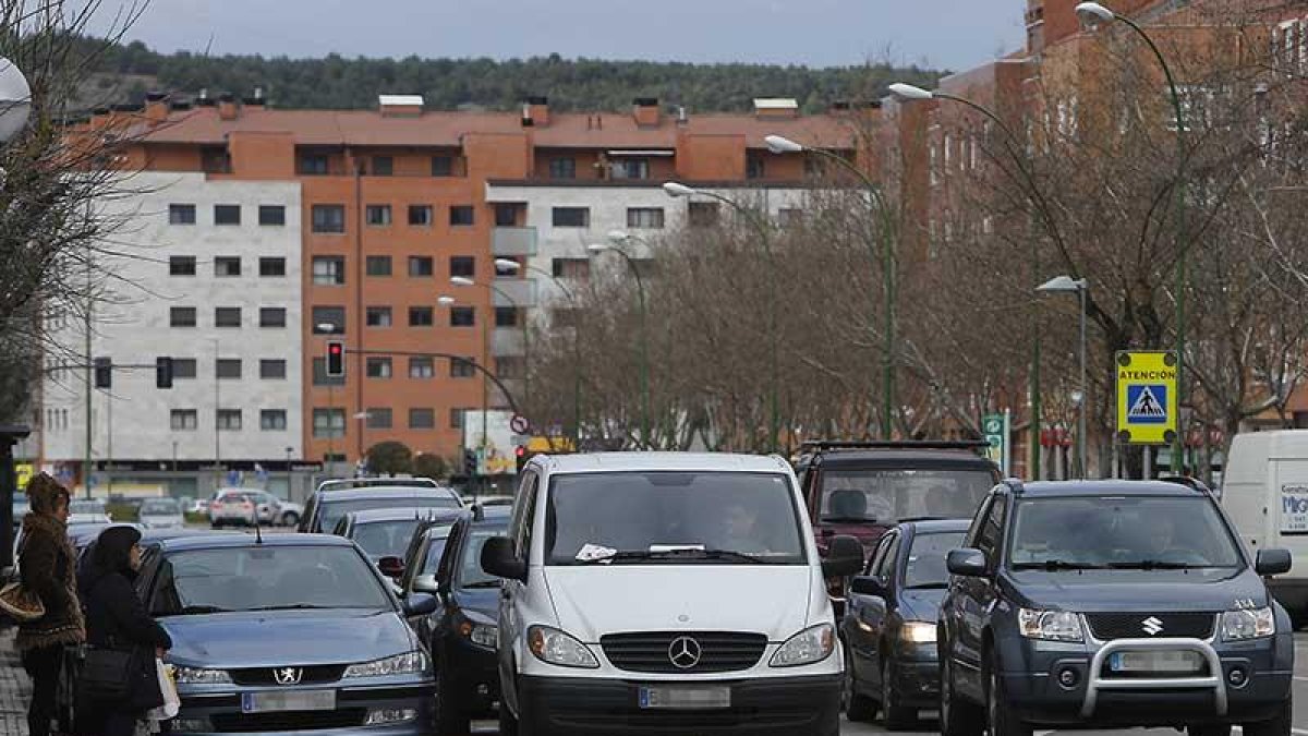El 25% del parque de turismos de Burgos tiene más de 18 años.-RAÚL G. OCHOA