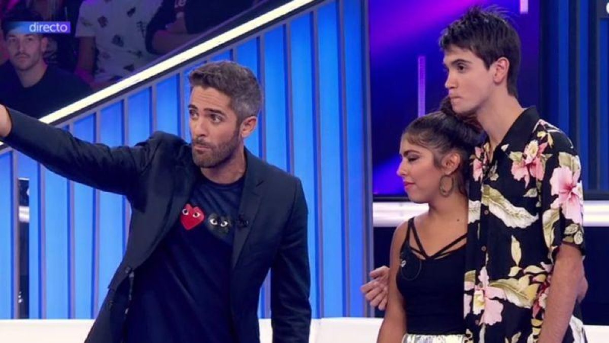 Roberto Leal junto a África y Dave en la gala 2 de OT 2018.-TVE