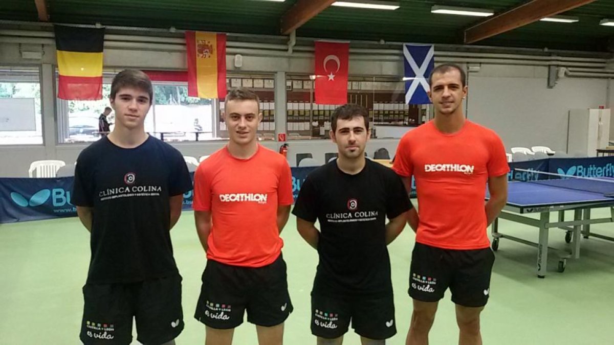 Formación del Colina Clinic para la temporada 2016/2017.-ECB