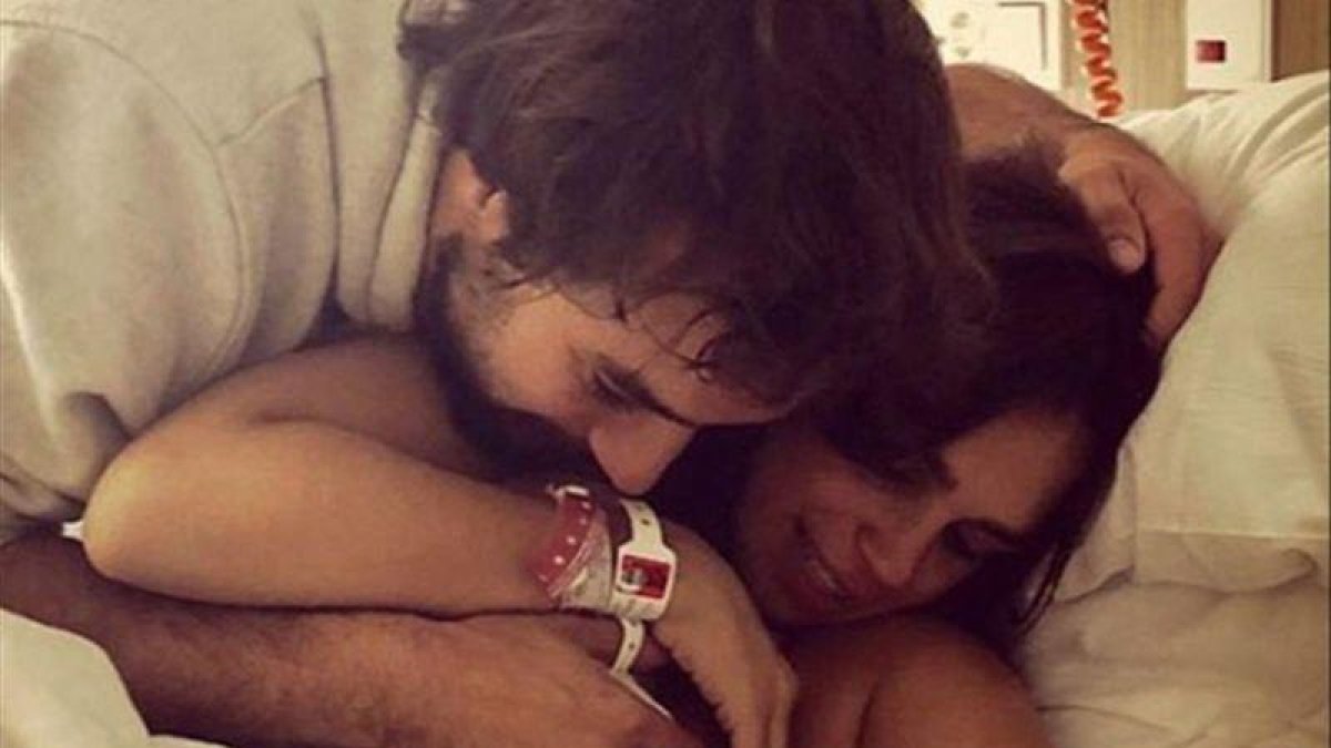 Elena Furiase, Gonzalo Sierra y Noah.-INSTAGRAM