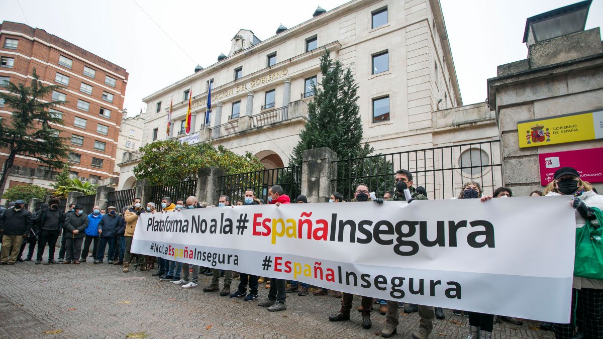 Concentración de policías y guardias civiles contra la reforma de la 'Ley Mordaza'. TOMÁS ALONSO.