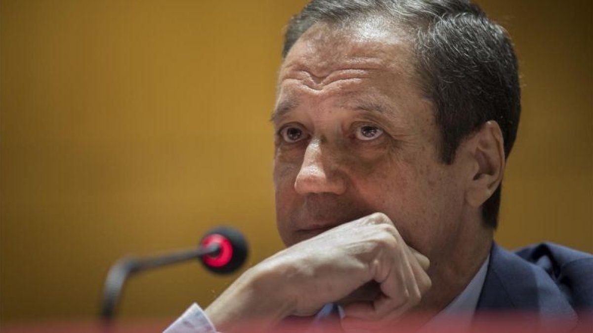 Eduardo Zaplana, el pasado mes de abril, en una conferencia sobre la España de las autonomías, en Valencia.-MIGUEL LORENZO