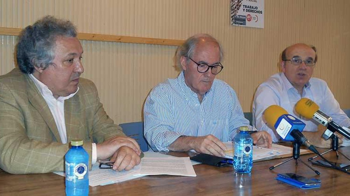 Los propietarios de Arroyo de la Nava anunciaron ayer su intención de acudir a la vía judicial.-L.V.