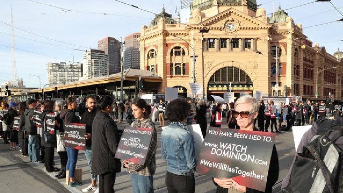 Manifestantes exigen el respeto al derecho de los animales en Australia.-EFE / EPA/AAP
