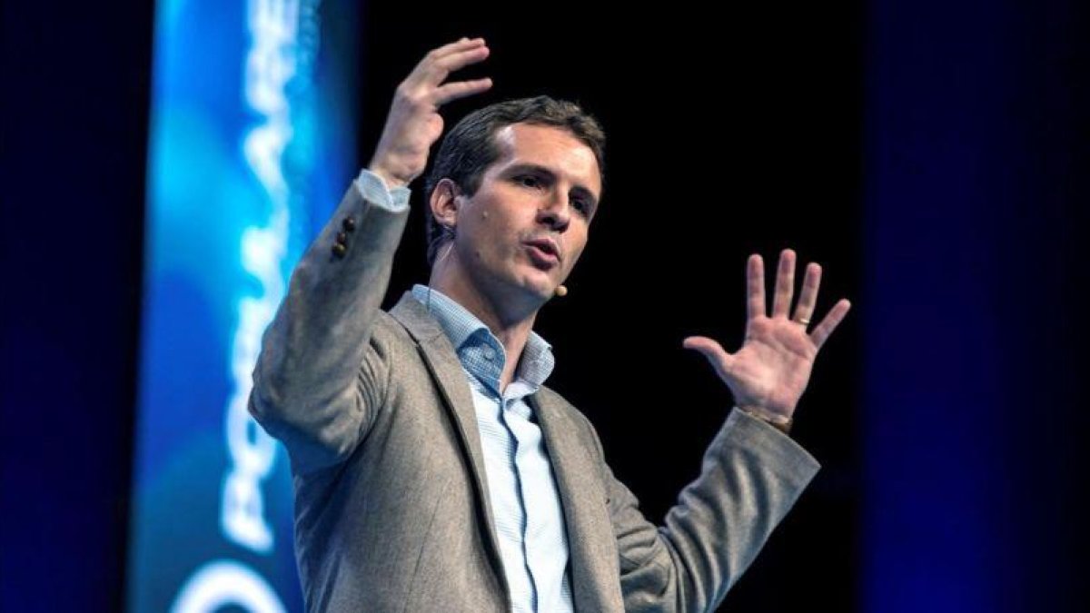 El líder del PP, Pablo Casado, en un acto en Murcia.-CRISTÓBAL OSETE (EFE)