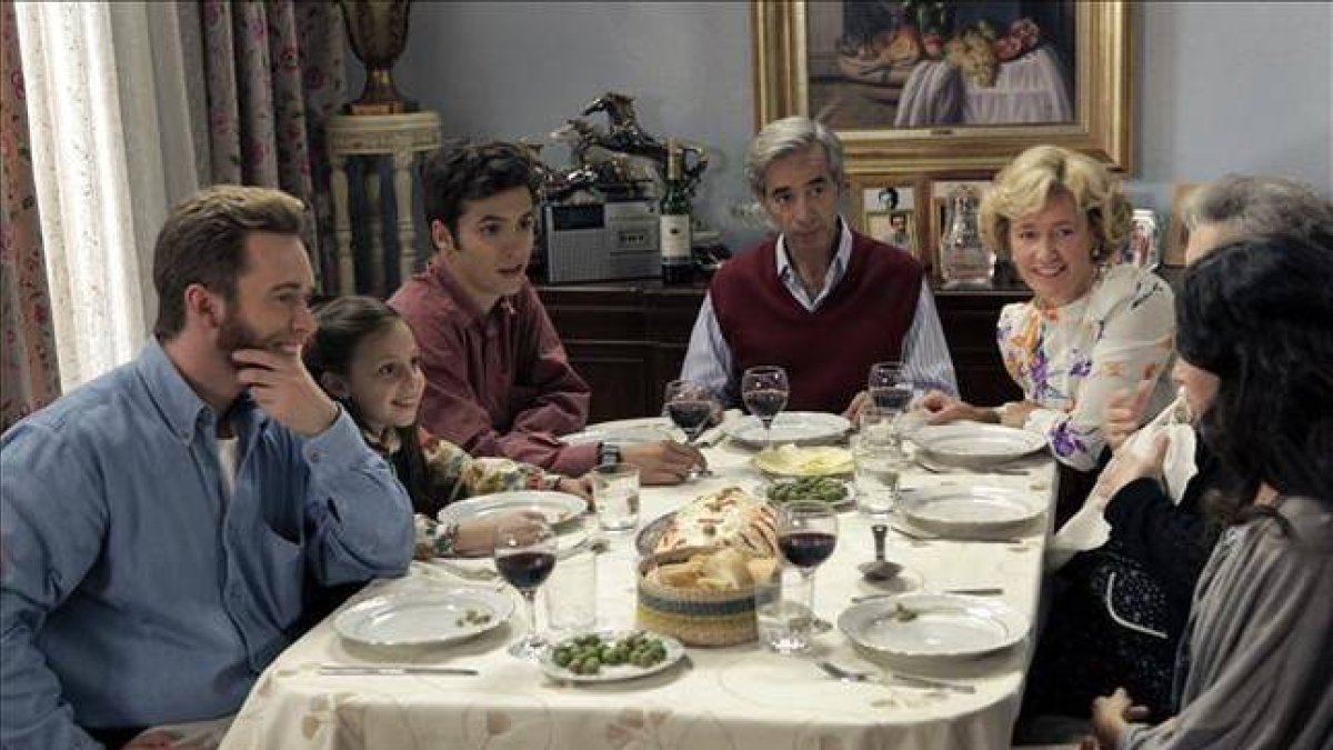 La familia Alcántara en una escena de la serie.-