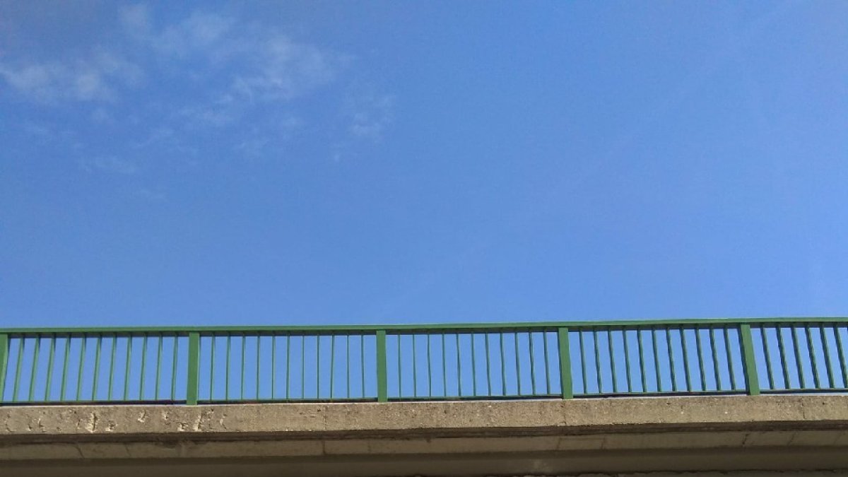 Daños en el puente sobre la AP-1 en Pancorbo. ECB