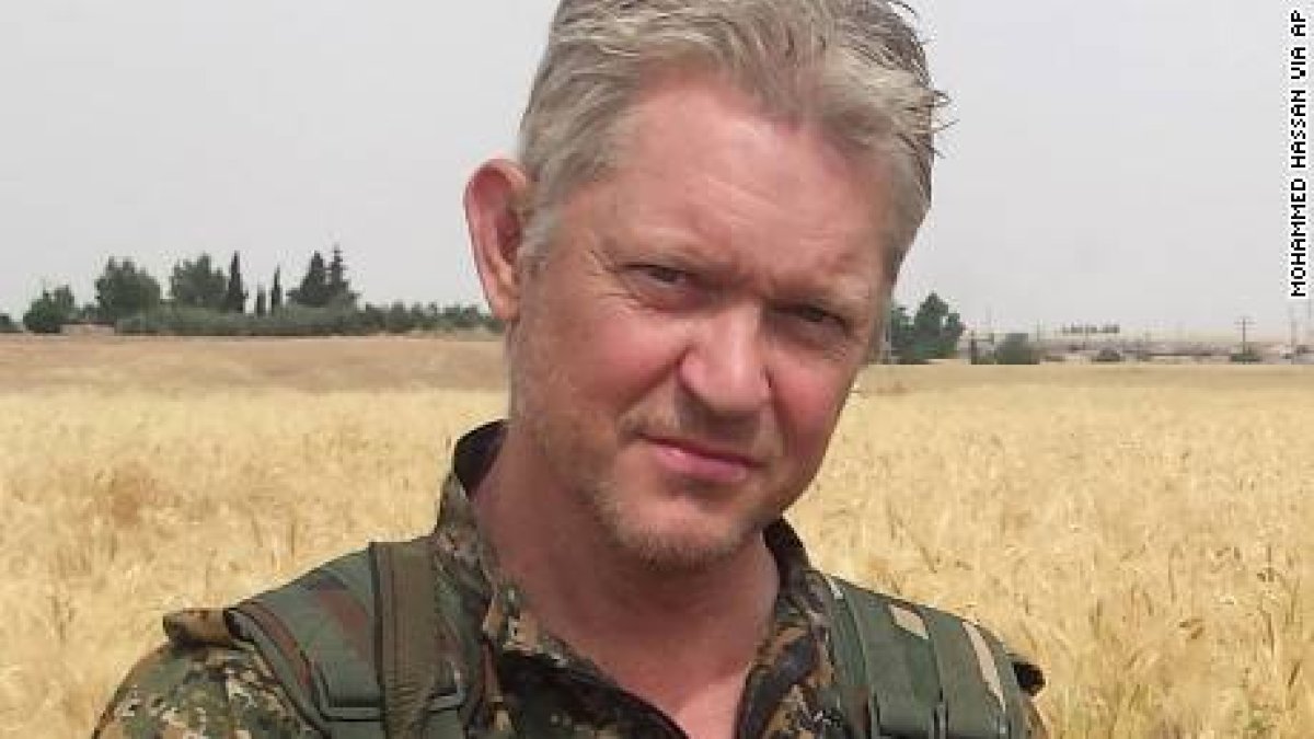 Michel Enright, un actor de 'Piratas del Caribe', se ha desplazado a Siria para luchar contra el Estado Islámico.-Foto: YOUTUBE