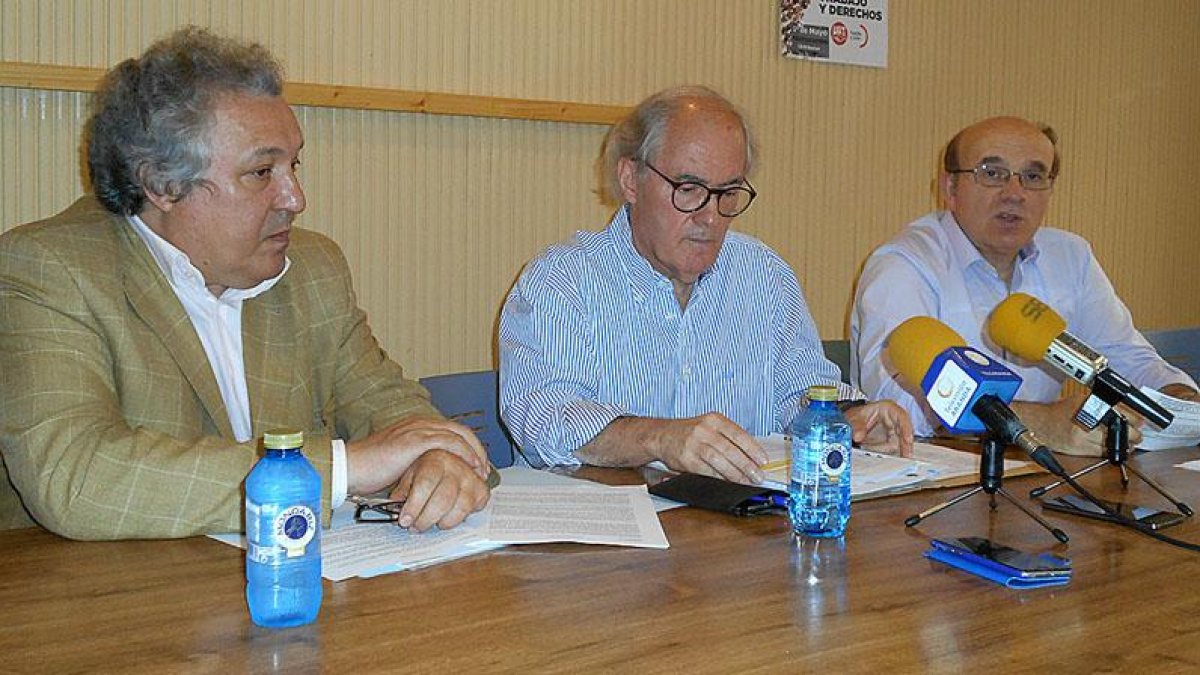 Desde su escrito en junio, nadie del Ayuntamiento se ha puesto en contacto con los afectados.-L. V.
