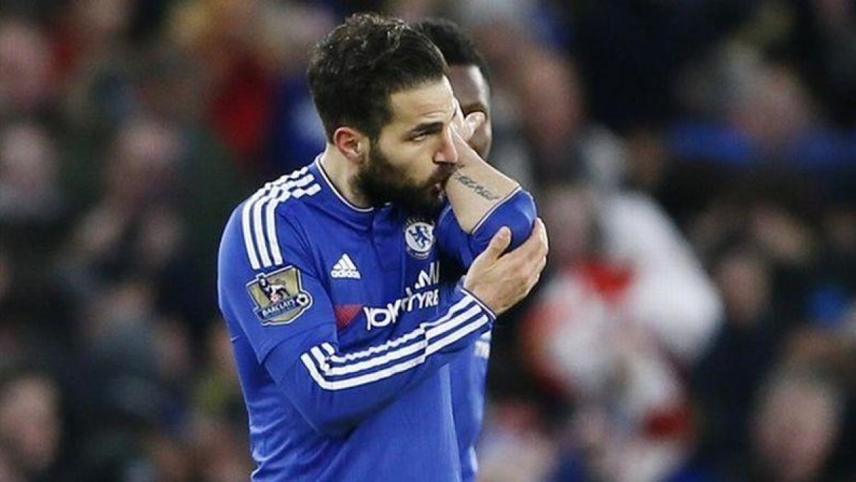 Cesc Fàbregas celebra un gol.-EL PERIÓDICO