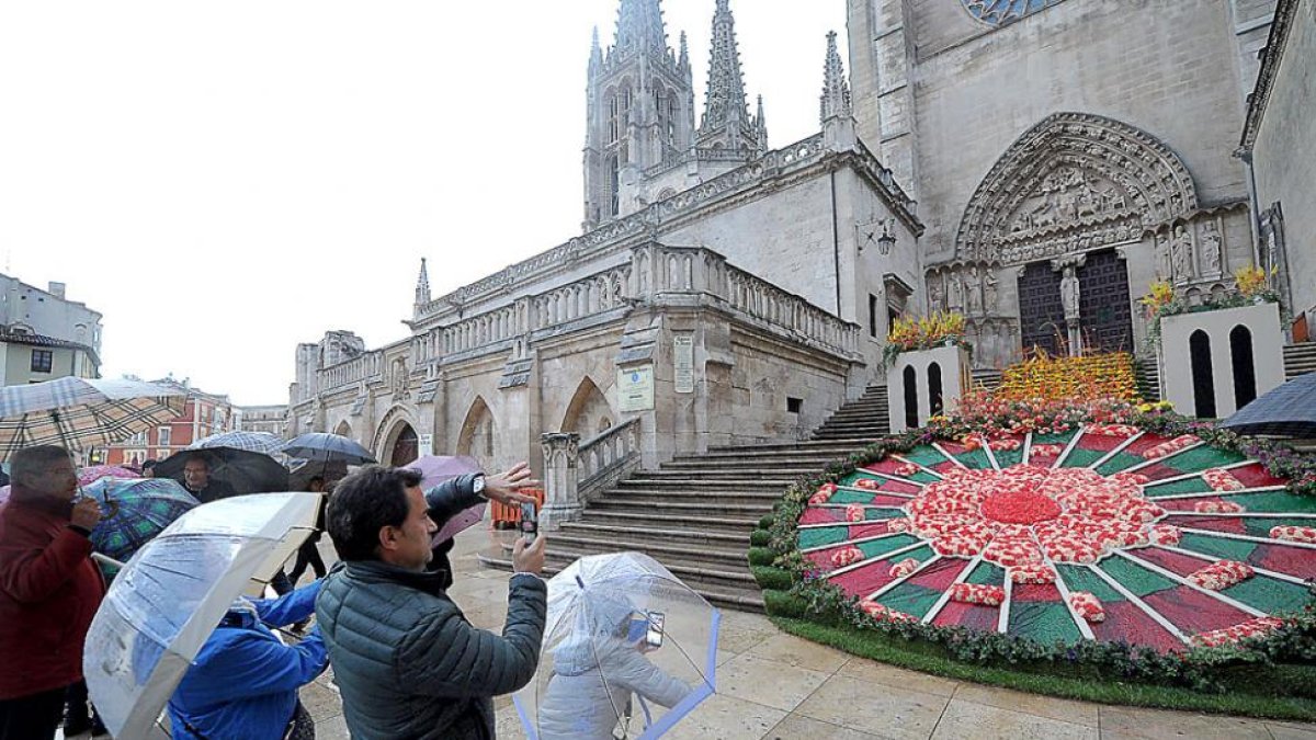‘Nuestra señora de París’, de Víctor Hugo, es la obra protagonista de la Catedral.-ISRAEL L. MURILLO
