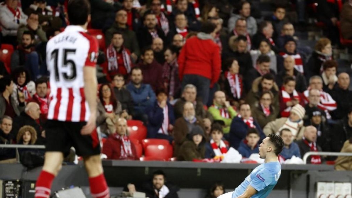 Ocampos celebra el gol que sentenció al Athletic-LUIS TEJIDO