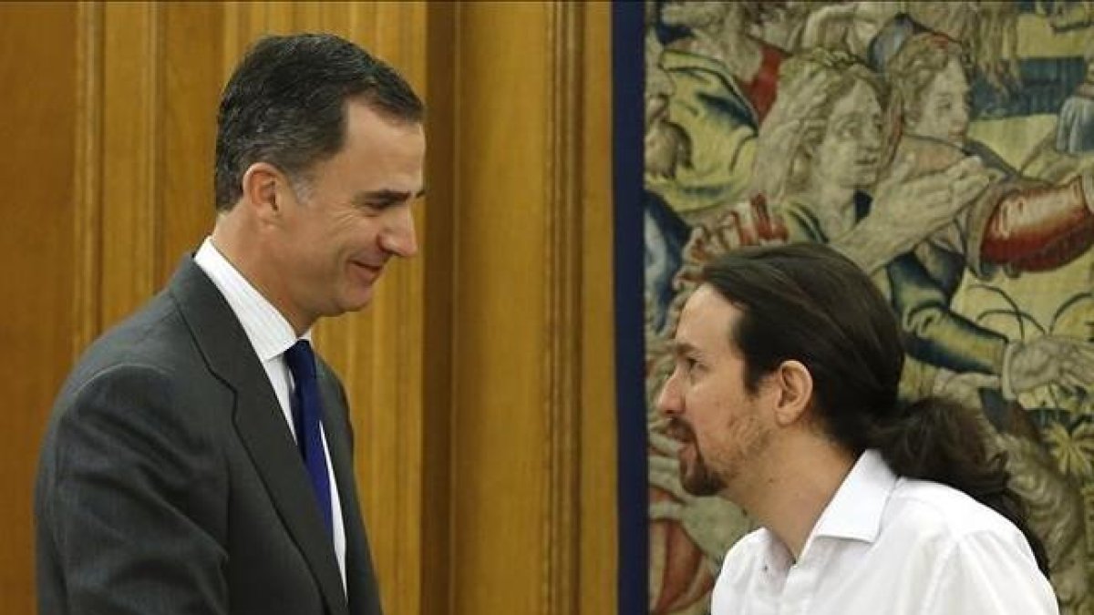 El Rey recibe a Pablo Iglesias en el palacio de la Zarzuela el pasado 22 de enero, en la primera ronda de contactos.-EFE