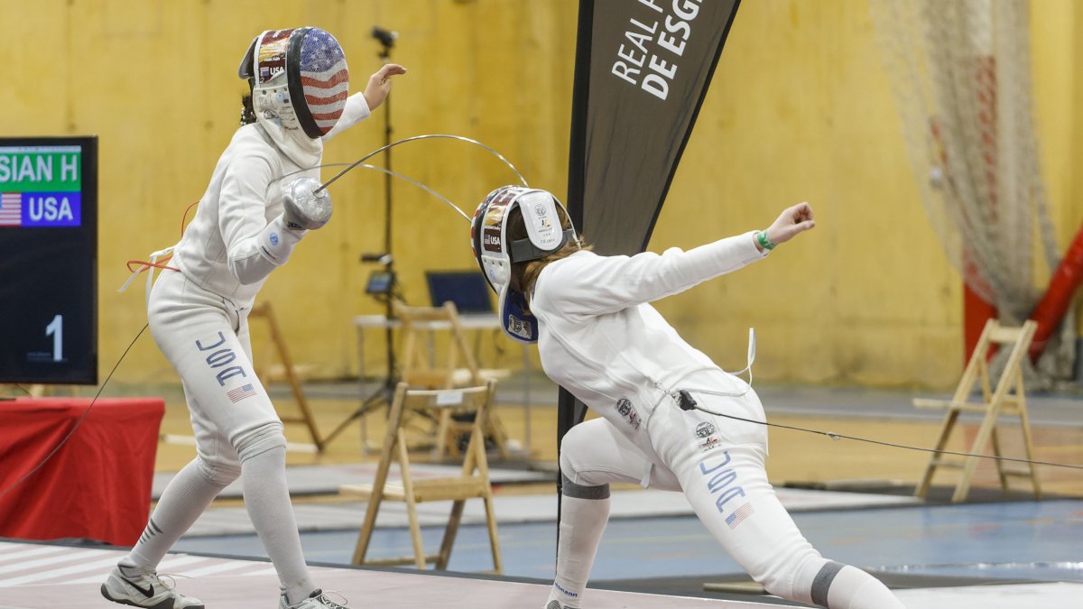 Tocado de Husisian sobre Park en la final de la Copa del Mundo Ciudad de Burgos. SANTI OTERO