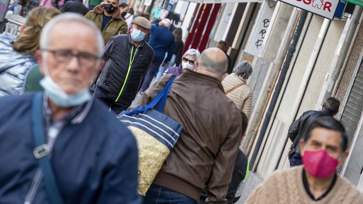 La ciudad de Burgos suma 345 nuevos positivos en los últimos 7 días. SANTI OTERO