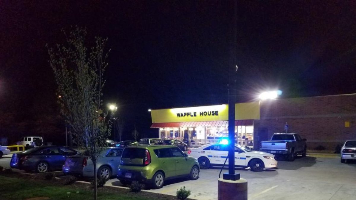 Restaurante en el que se produjo el tiroteo-METRO NASHVILLE
