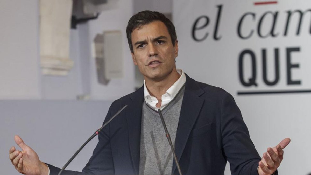 Pedro Sánchez durante su discurso en Burgos.-SANTI OTERO