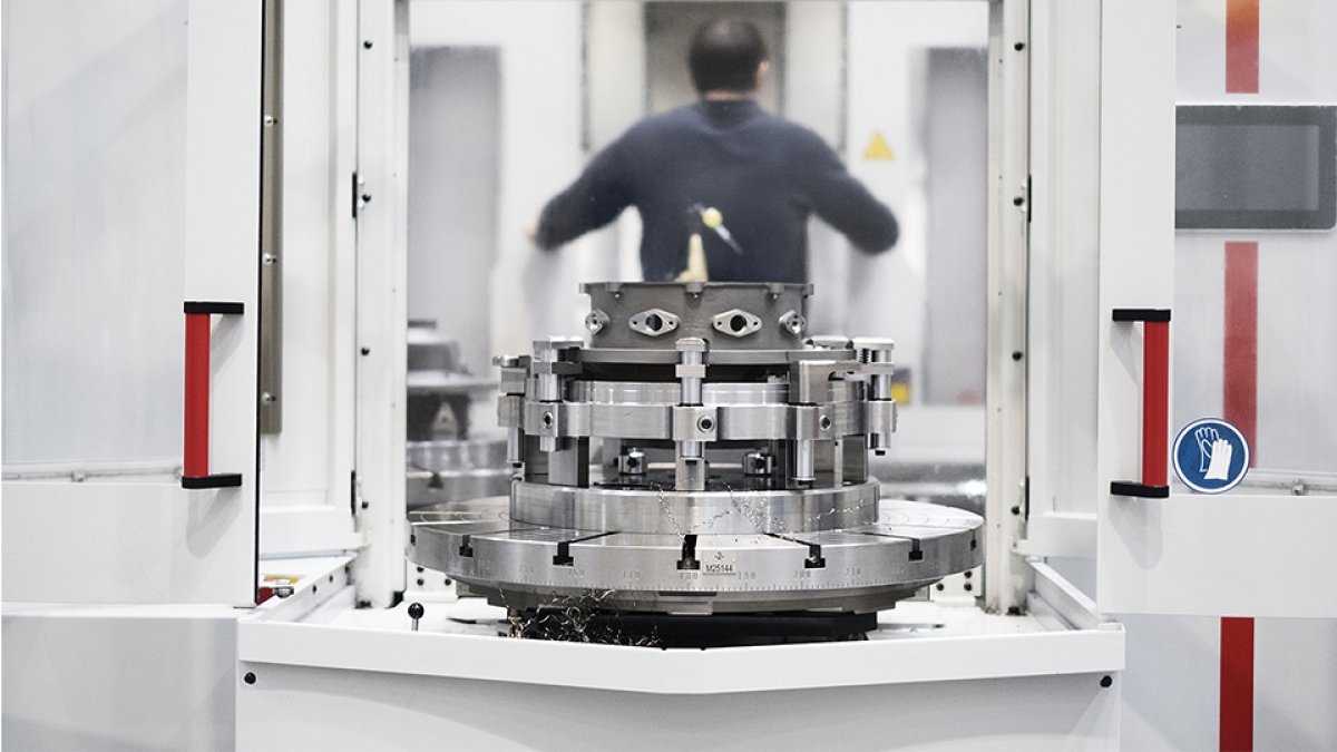 Equipos de alta tecnología para el mecanizado de precisión en la planta de Aciturri en Ircio. ECB