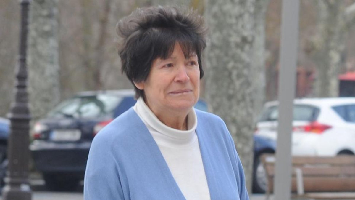 Mauricia Ibáñez a la entrada del Palacio de Justicia el pasado mes de marzo.-ISRAEL L. MURILLO