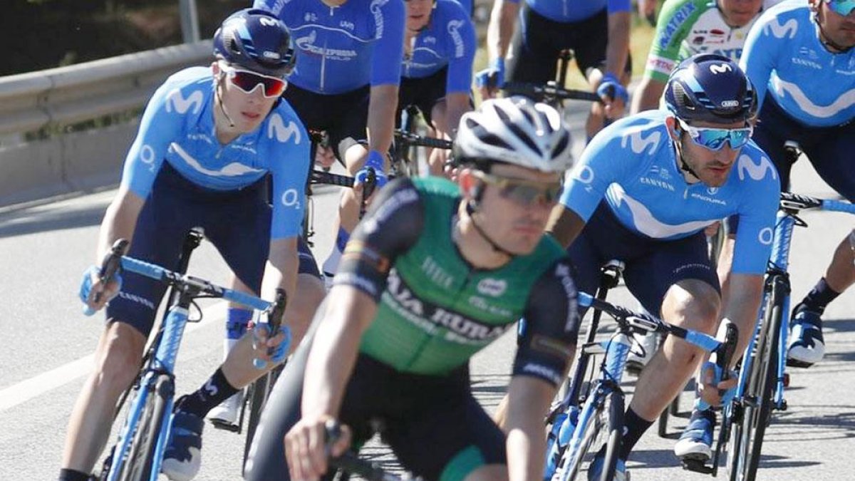 Carlos Barbero (derecha), durante la primera jornada de la Vuelta a la Comunidad de Madrid.-PHOTO GÓMEZ SPORT