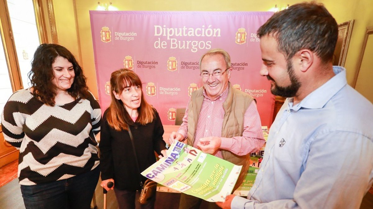 Presentación de la Marcha 'Camínate' por la Esclerosis Múltiple en Hornillos del Camino. TOMÁS ALONSO