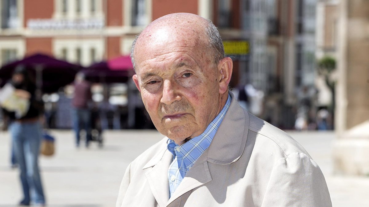 El poeta burgalés Antolín Iglesias Páramo. SANTI OTERO