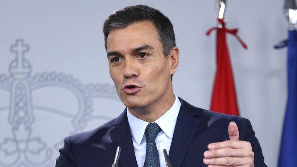 El Presidente del Gobierno en funciones Pedro Sanchez durante una rueda de prensa.-DAVID CASTRO