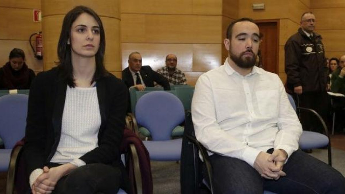 La portavoz del Ayuntamiento de Madrid Rita Maestre, este jueves, en el juicio por la protesta que protagonizó en la capilla de la Universidad Complutense.-EFE / JAVIER LIZÓN