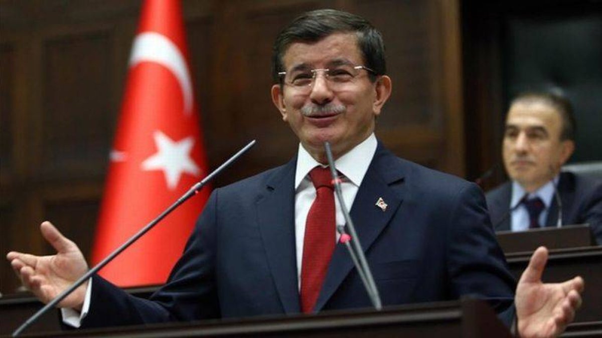 Davutoglu habla ante el Parlamento turco, en Ankara, el día 13.-Foto: AFP / ADEM ALTAN