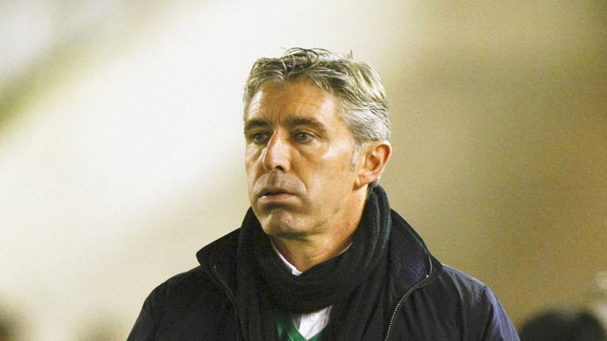 Paco Fernández, durante su etapa en el Racing.-EL DIARIO MONTAÑÉS