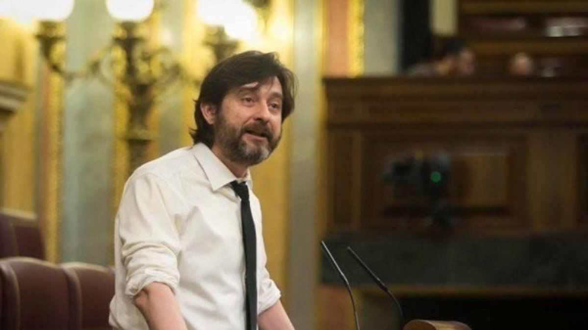 Rafael Mayoral, en una ponencia en el Congreso de los Diputados.-EL PERIÓDICO
