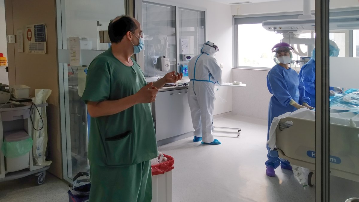 El equipo se ha reforzado con 39 personas y han atendido a 104 pacientes covid19. ECB