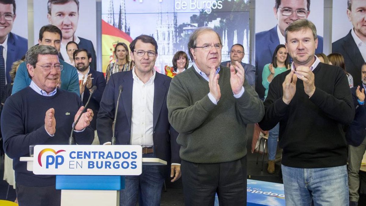 César Rico, Alfonso Fernández Mañueco, Juan Vicente Herrera y Javier Lacalle, ayer, en Burgos.-SANTI OTERO