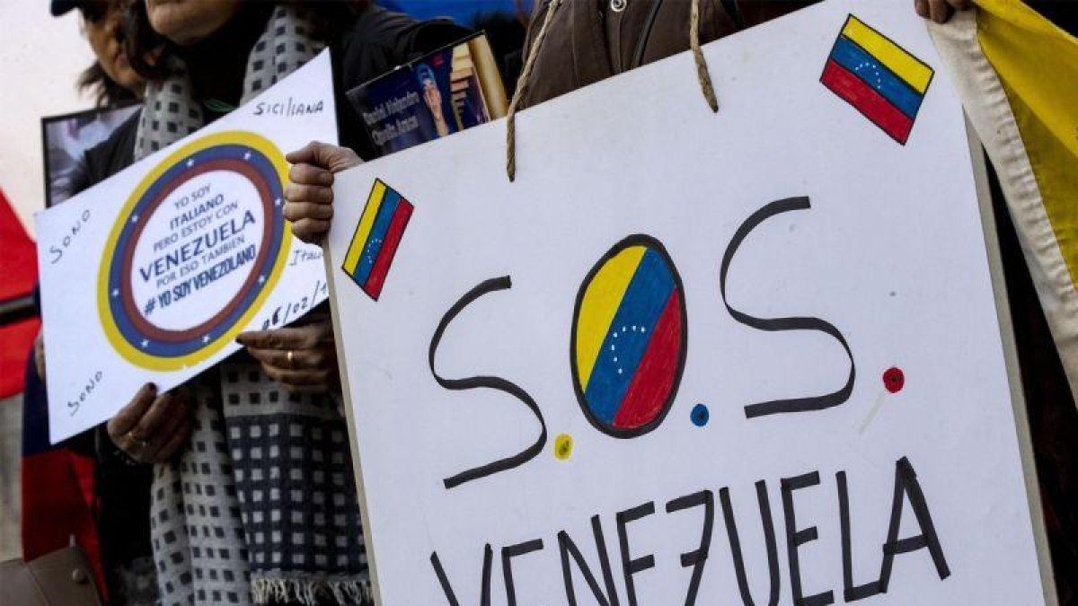 La situación en Venezuela es crítica y la comunidad internacional quiere una salida pacífica.-MASSIMO PERCOSSI / EPA/ANSA