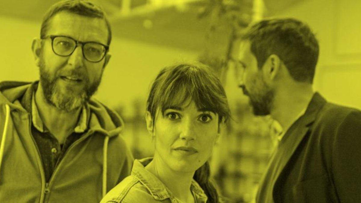 Javier Espada (i.), Bárbara Bañuelos y Ernesto Zoko forman este proyecto musical que acaba de publicar su segundo álbum, ‘Todo y la cabeza’. FOTOS: SAMUEL GÓMEZ-CALCERRADA-SAMUEL GÓMEZ-CALCERRADA