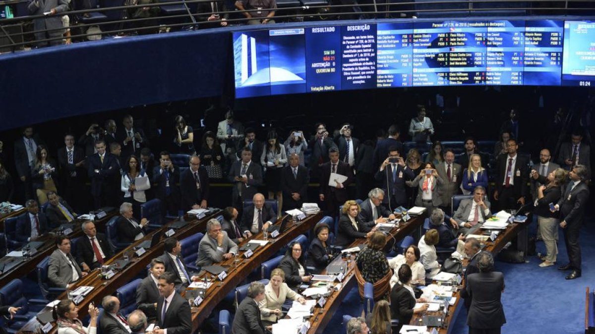 Vista general del Senado de Brasil durante el debate sobre la destitución de Dilma Rousseff, este martes.-EFE / CADU GOMES