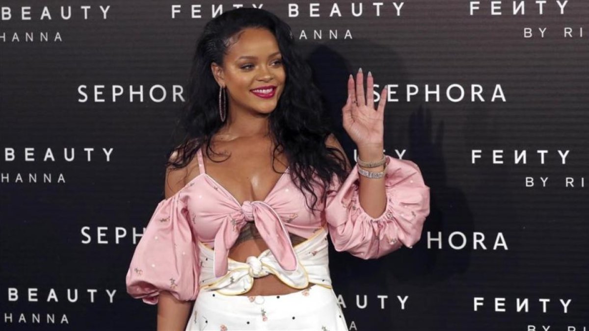 La cantante Rihanna, en su visita a Madrid para presentar su línea de cosméticos.-CHEMA MOYA / EFE