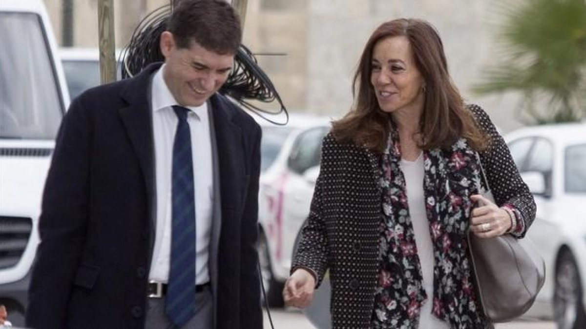 La exconsejera delegada de la candidatura olímpica Madrid 2016, Mercedes Coghen, a su llegada al juicio este jueves.-EFE / CATI CLADERA