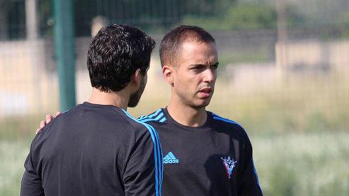 Borja Jiménez durante un entrenamiento en la actual temporada.-CDMIRANDES.COM