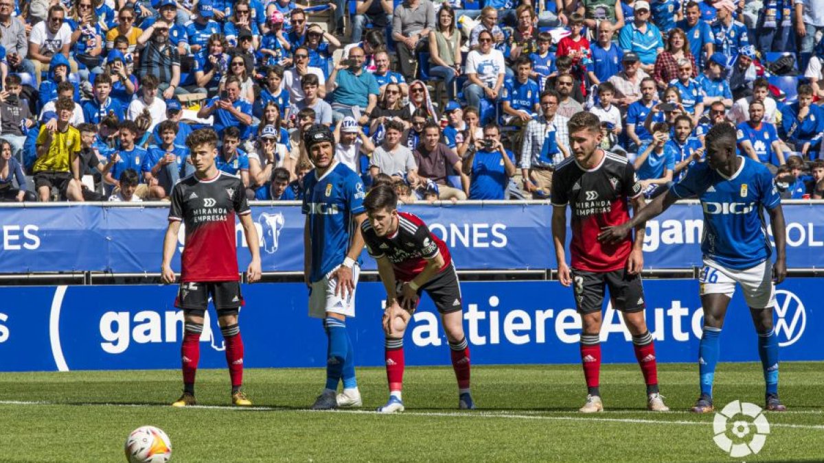 El segundo gol del Oviedo llegó de penalty y dejó noquedos a los rojillos. LaLiga