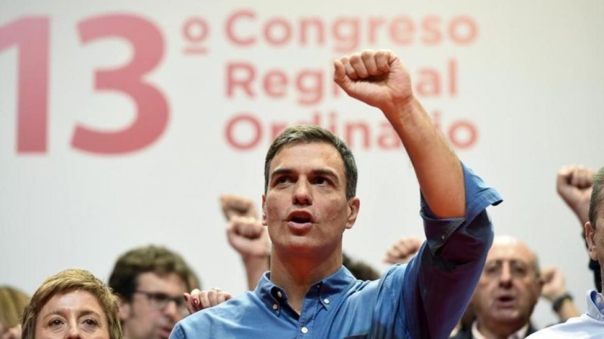 Pedro Sánchez, el pasado domingo en el congreso de los socialistas madrileños.-PERIODICO (EFE / FERNANDO VILLAR)
